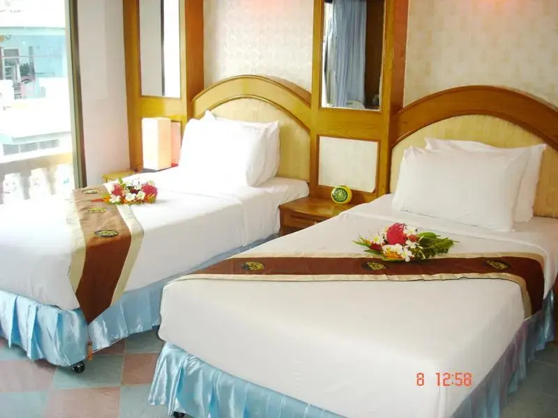 Double Sweet Suite Room (full double bed)