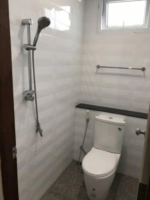 Deluxe Double room with balcony (full double bed)