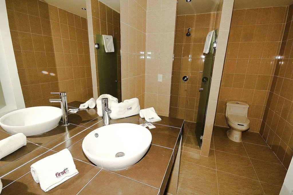 First Inn Hotel & Business - Général