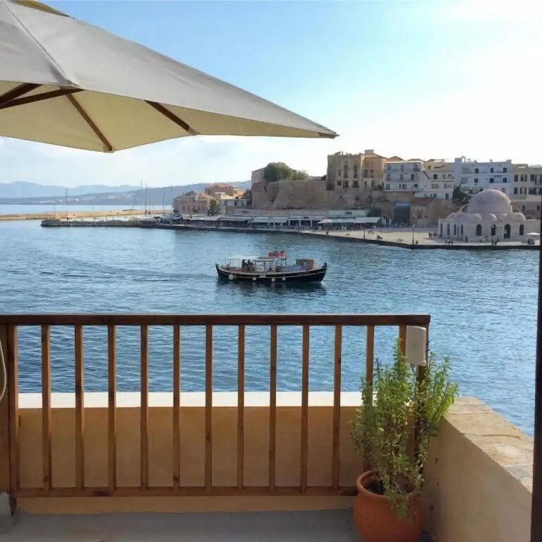 Beach & Waterfront