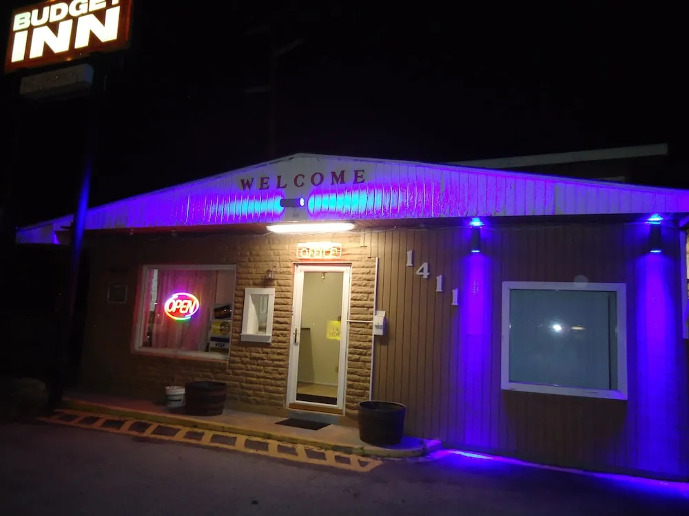 Budget Inn