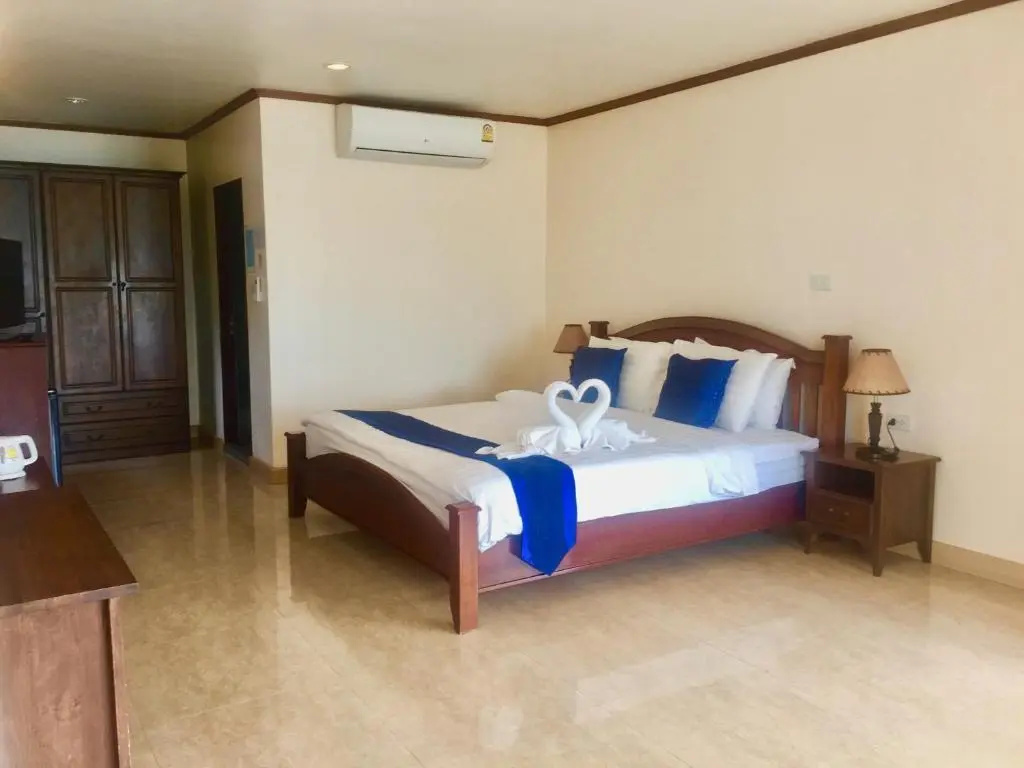 Standard Double room beachfront (full double bed)