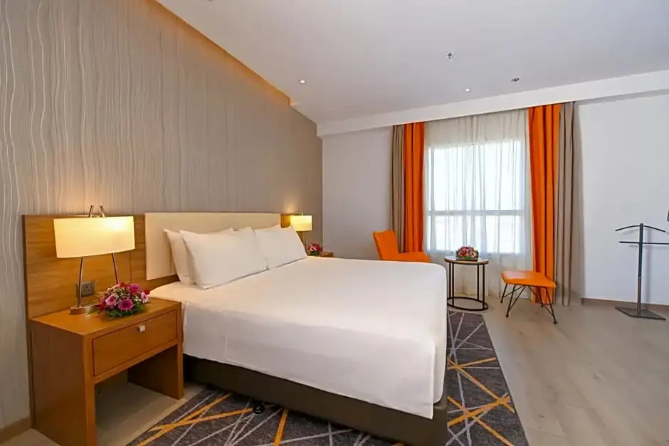 Clarion Hotel Jeddah Airport - Tap to explore photos