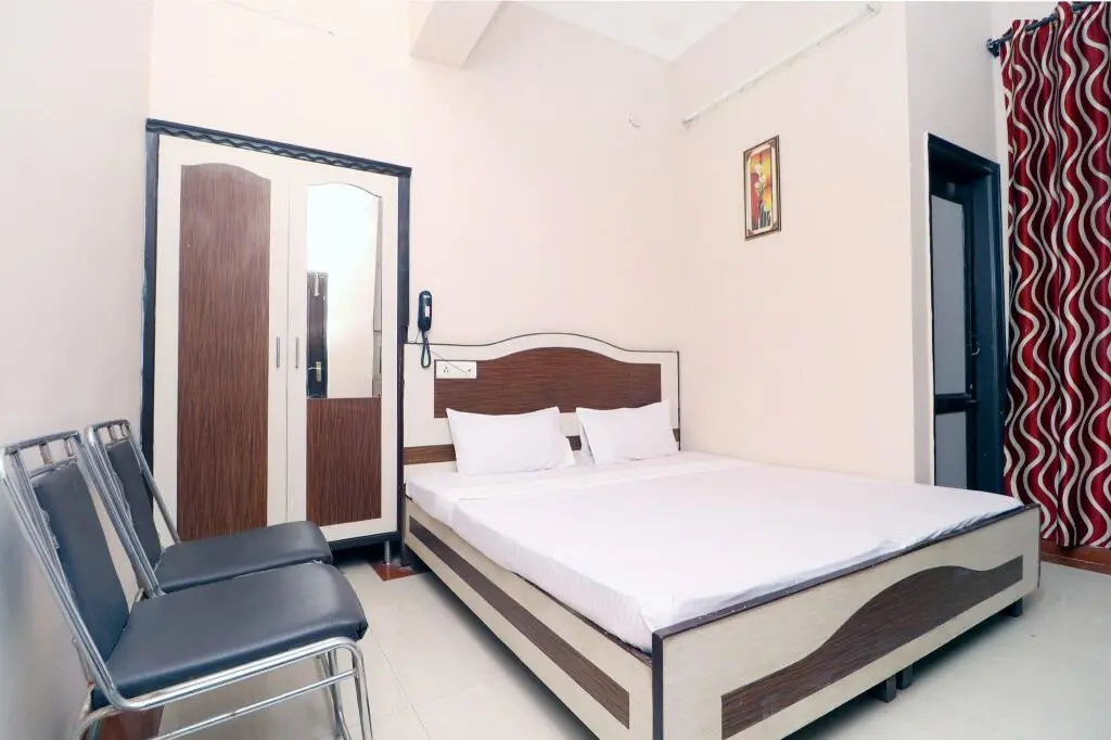 Hotel Vivek Plaza by OYO Rooms