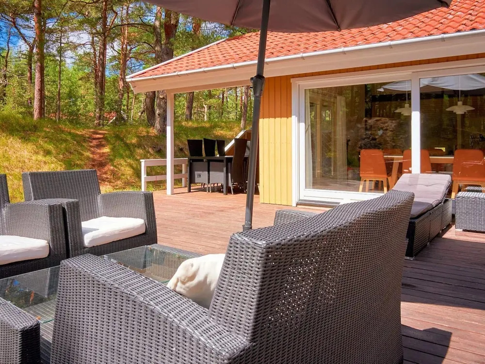 8 Person Holiday Home in Nexo-by Traum