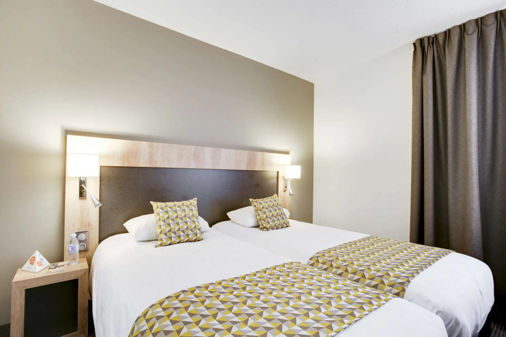 Voir la photo 3 — Brit Hotel Confort Loches