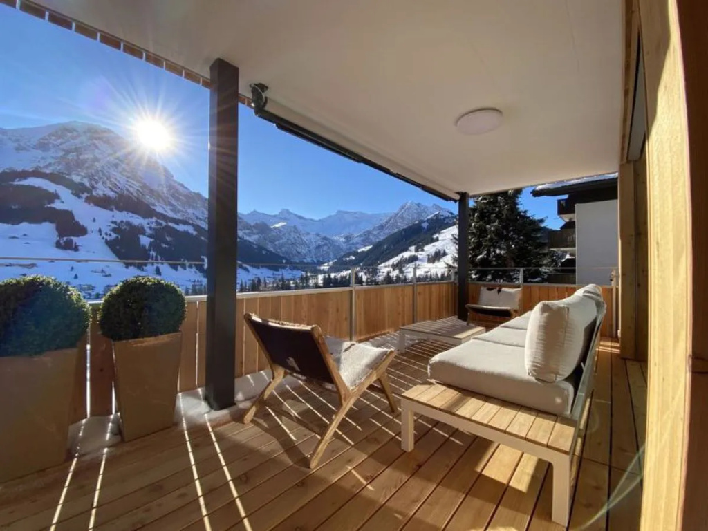 Balcony & Terrace