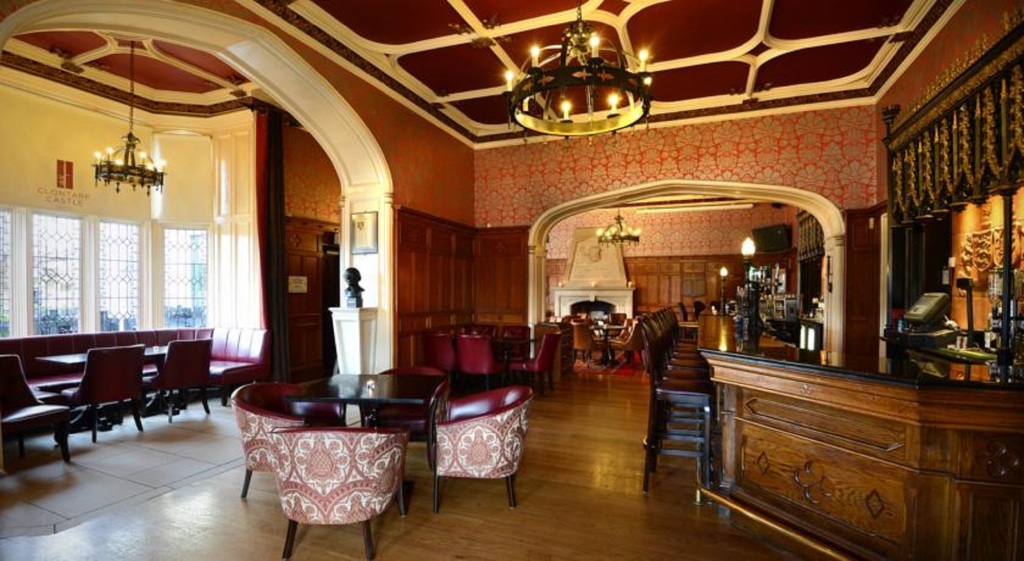 Clontarf Castle Hotel picture