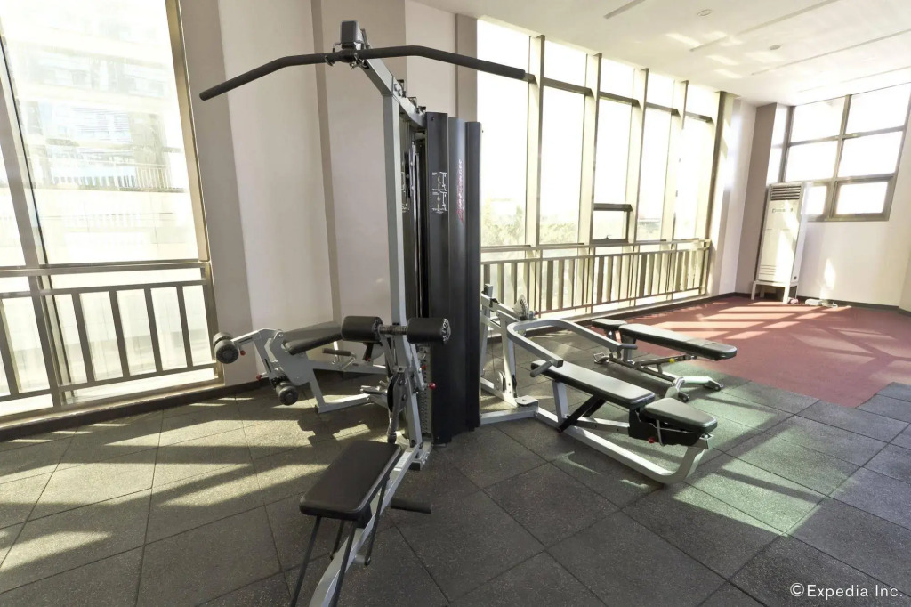 Mandarin Plaza Hotel - фото 22