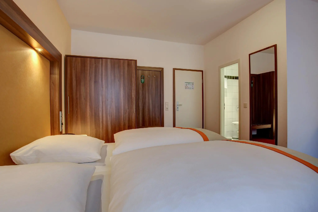 Comfort Double room (full double bed)