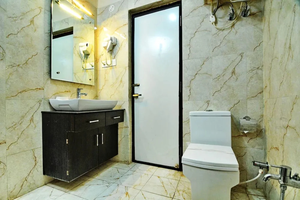 Savera A Business Luxury Hotel - Chambres
