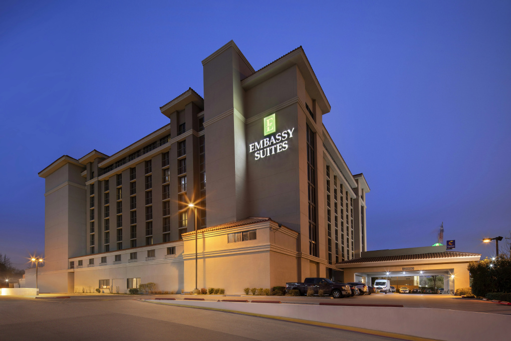 Embassy Suites by Hilton Dallas Park Central Area