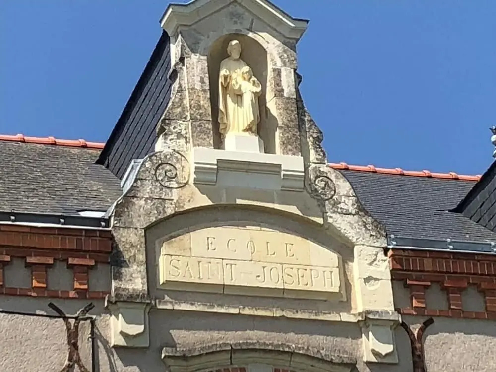 Belle Maison dans une ancienne école