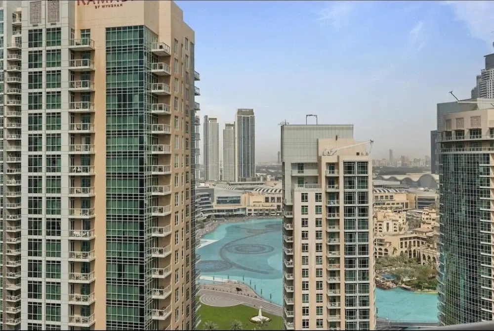 SIMPLY COMFORT Luxury Burj Khalifa & Fountain View Apartments Steps to Dubai Mall