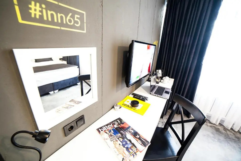 Economy room