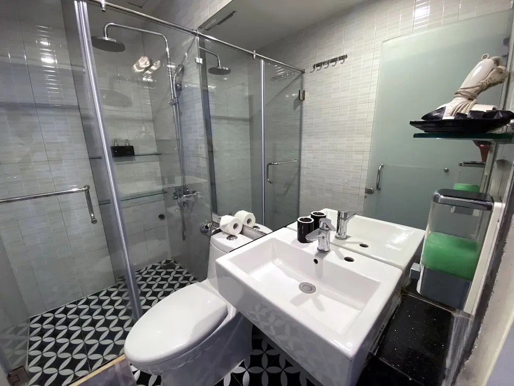 Superior Double room (full double bed)