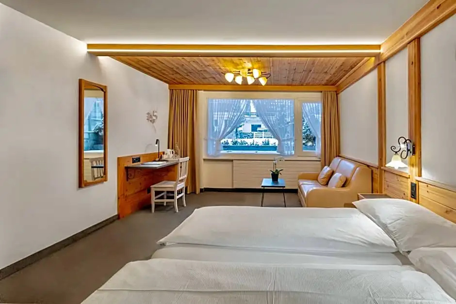 Economy room