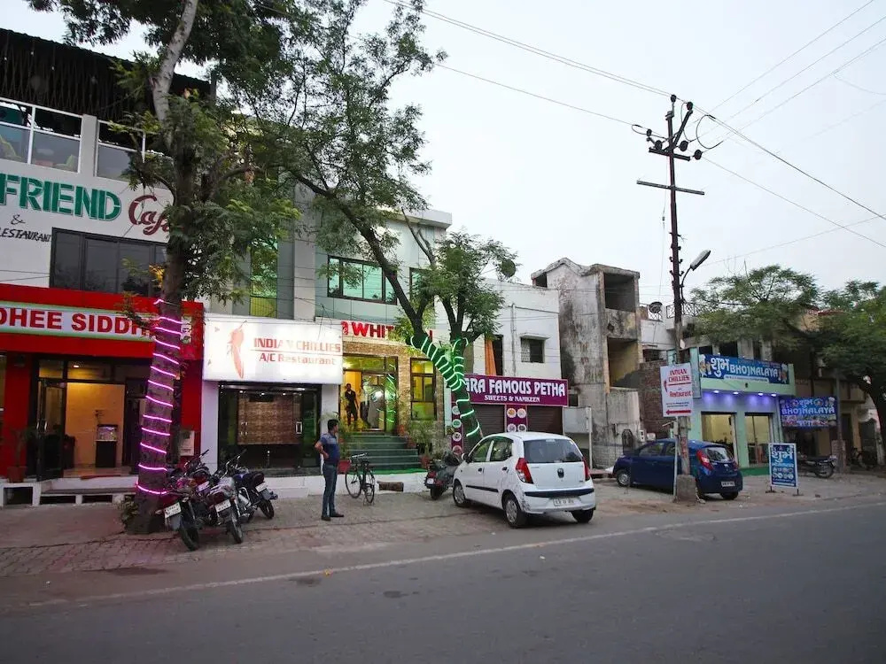 Hotel photo 11