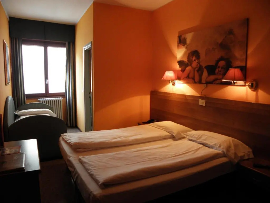 Hotel Corona - Chambres