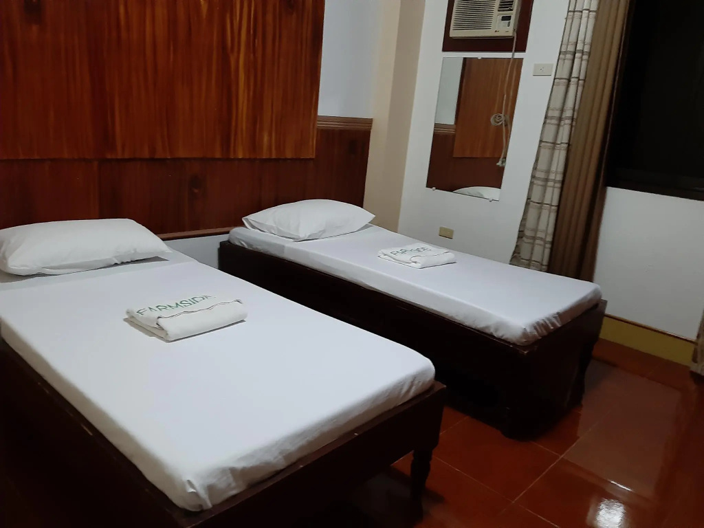 Standard Double room (twin beds)