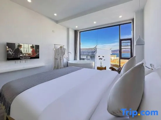 Standard Double room with sea view (full double bed)