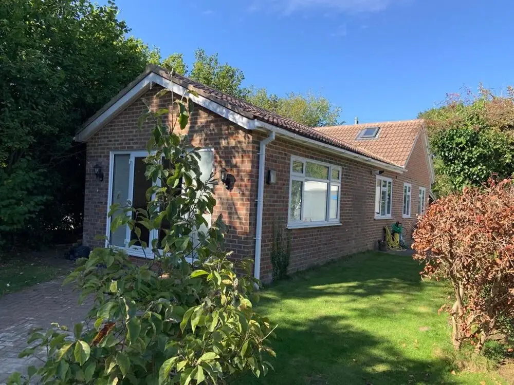 Immaculate 2-bed House in High Wycombe Hp14