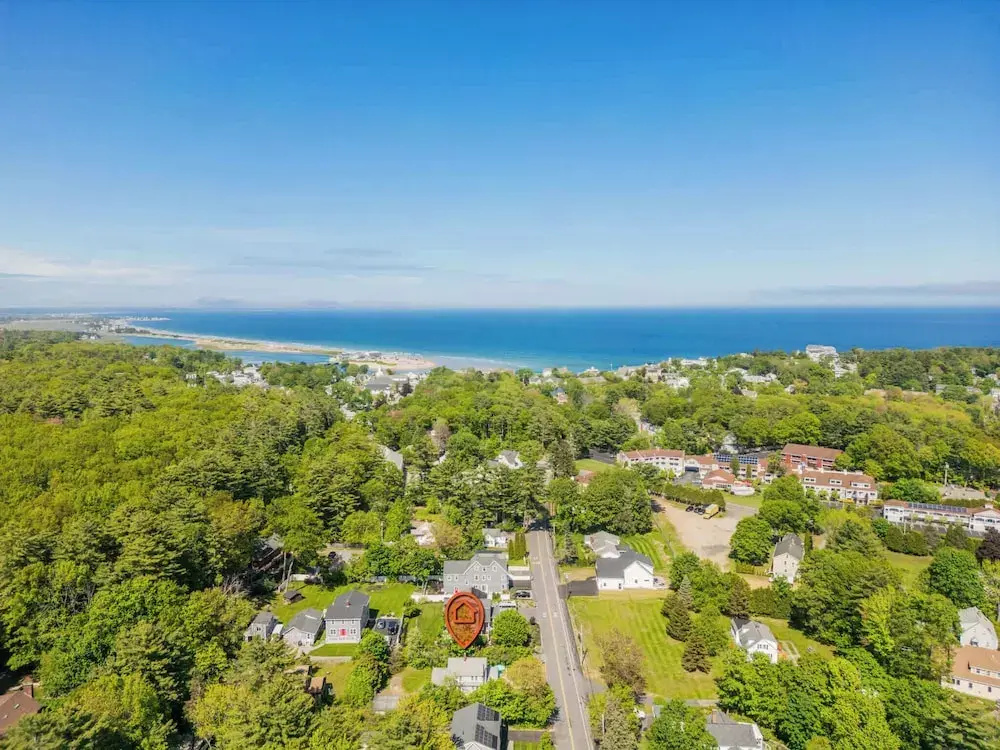 Ogunquit Village 4BR Walk to Beach, Dining & Town Center