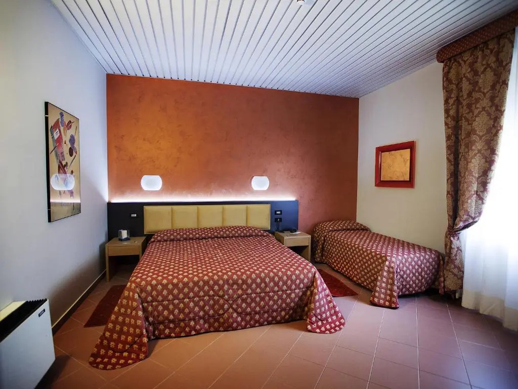 Triple room
