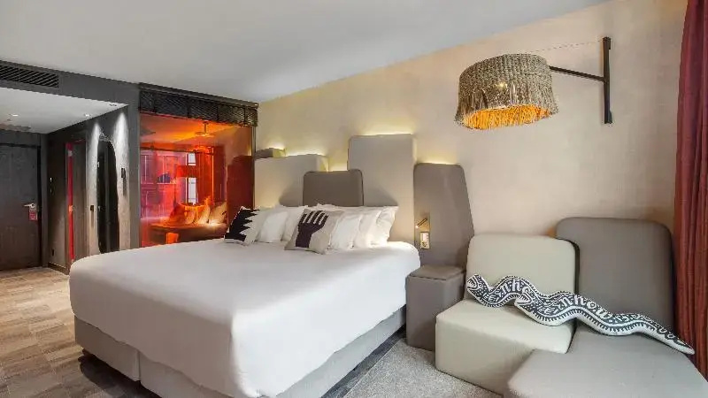 Nhow Double room (full double bed)