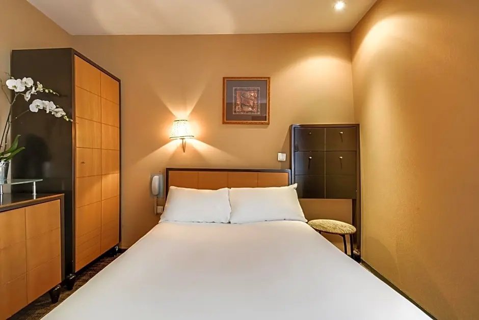 Kraft Hotel 68