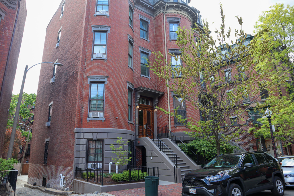 Modern Studio with Great Wifi and Amenities!
