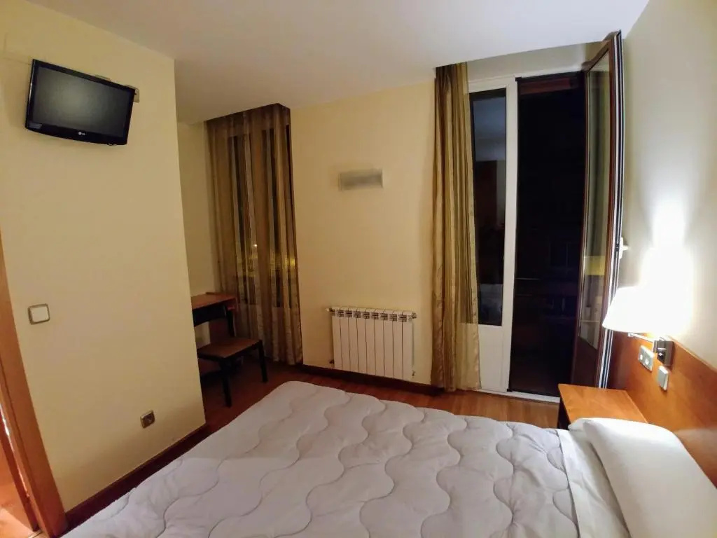 Hostal Prada Borges - Chambres
