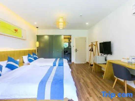 Standard Double room with balcony (twin beds)