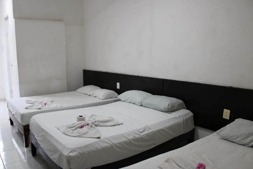 OYO Hotel Colibri — 2