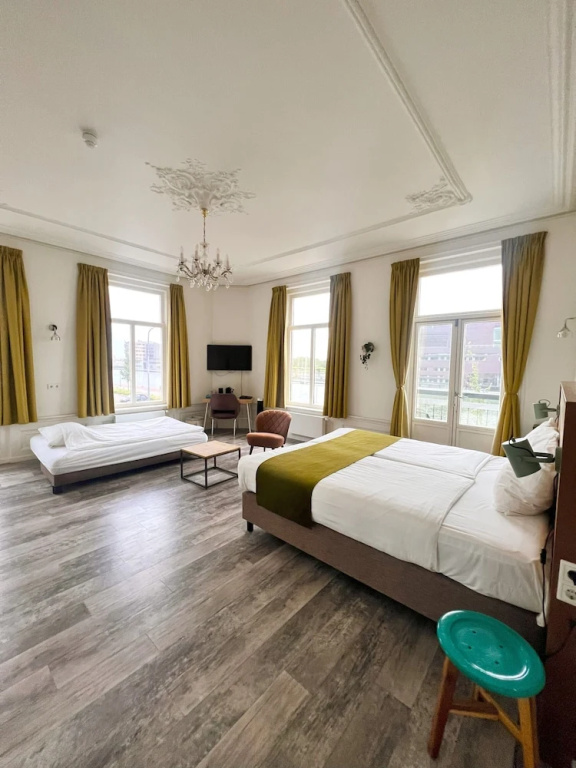 Superior room