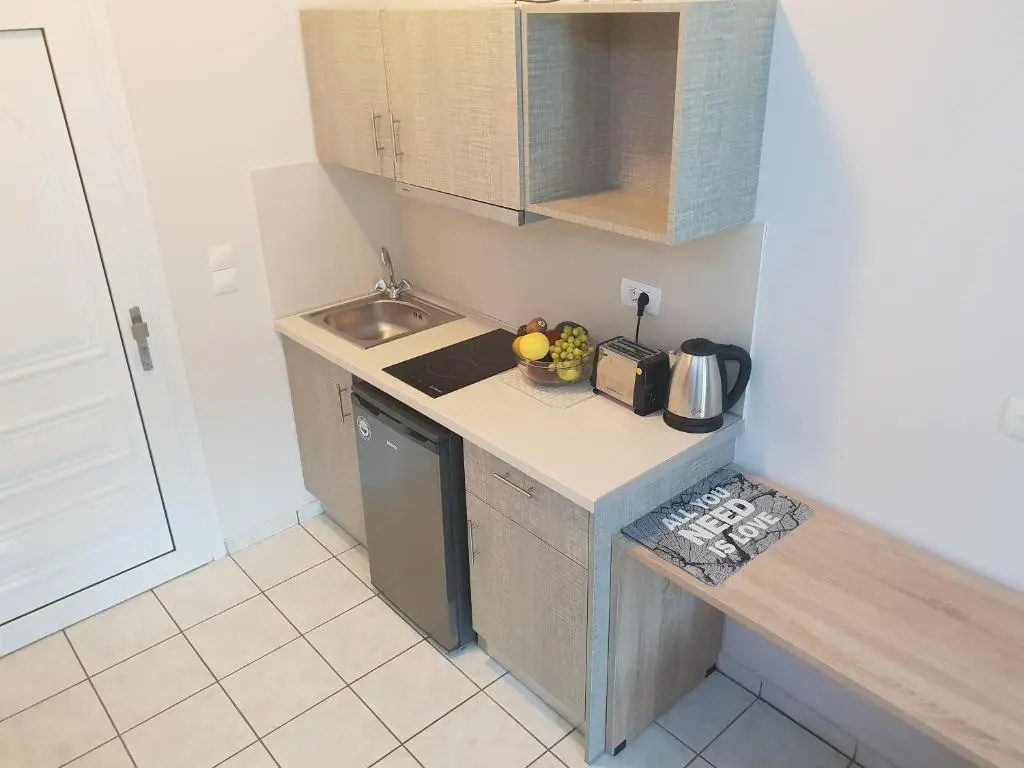 Single Studio