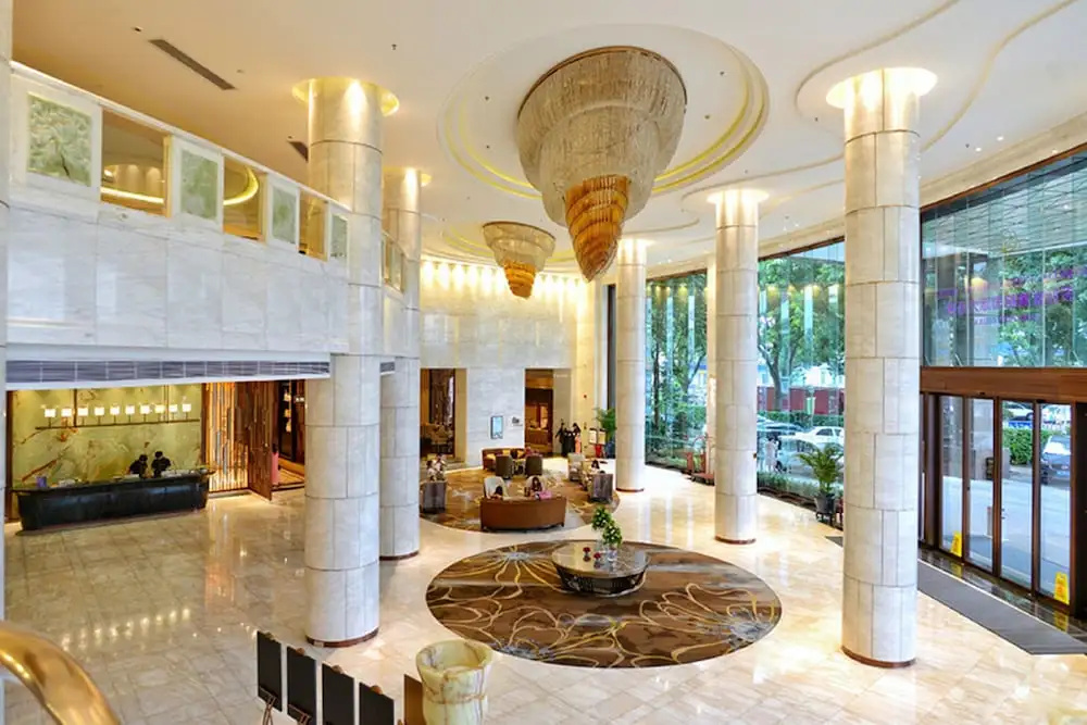 Lobby & Reception