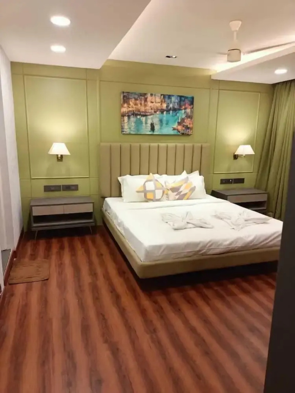 Suite with balcony