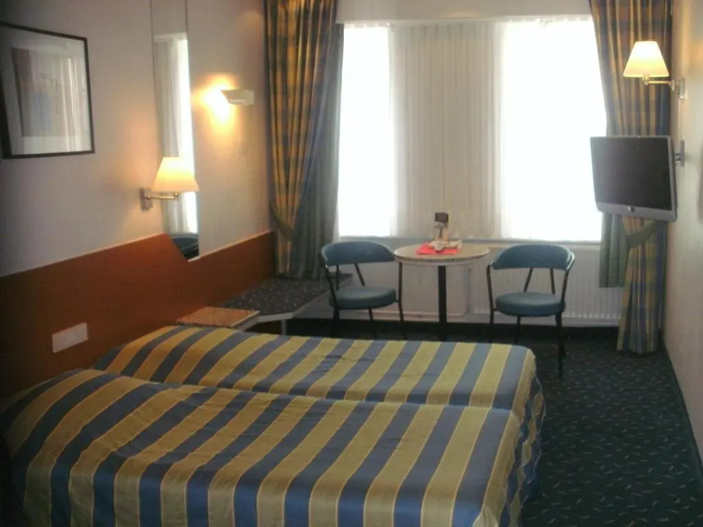 Standard Double room (twin beds)