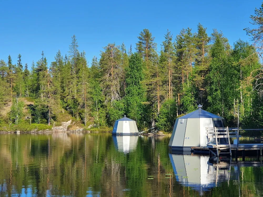 Overwater Hut Kuusamo