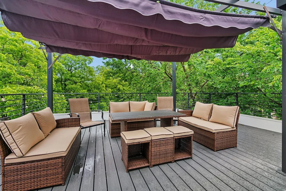 Upstay - 2-home Duplex - Sleeps 37 w Hot Tub BBQ