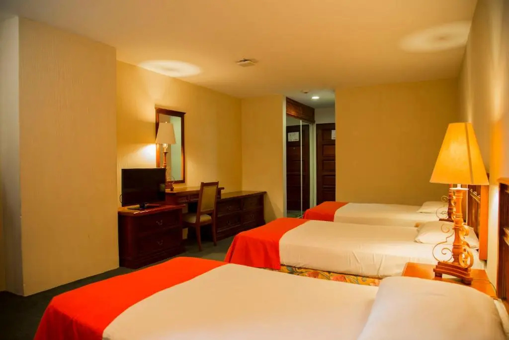 Conquistador Hotel and Conference Center - Chambres
