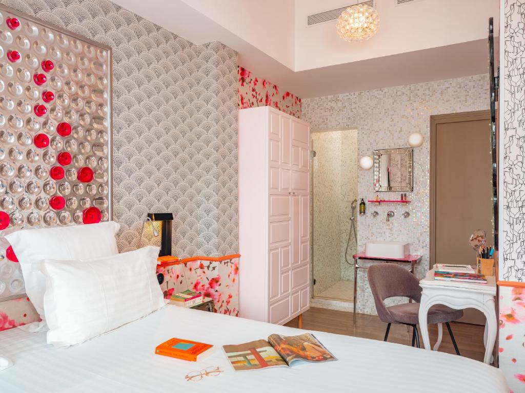 Hôtel Crayon Rouge 11