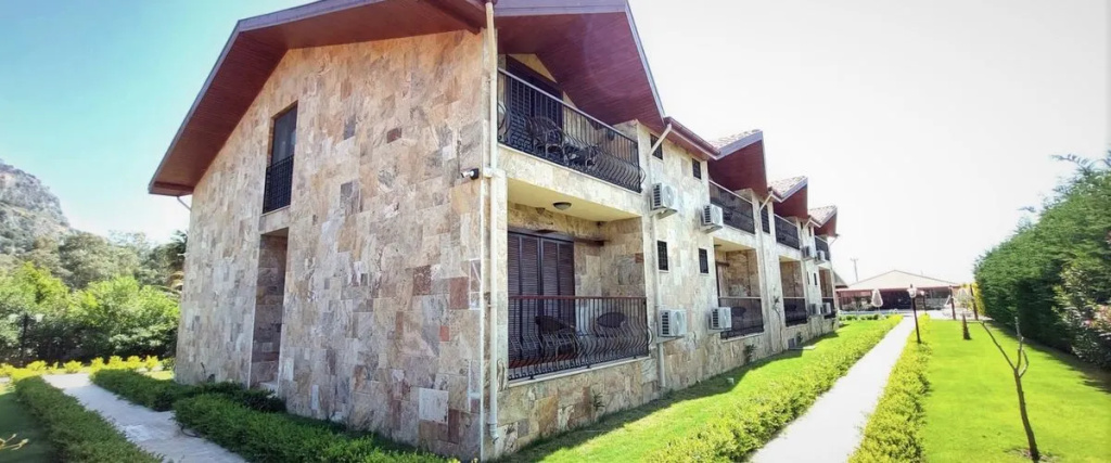 Crescent Park Boutique Otel