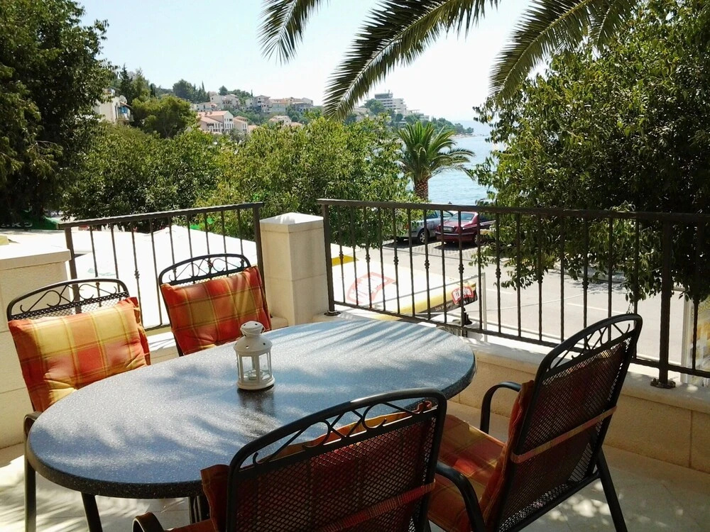 Balcony & Terrace