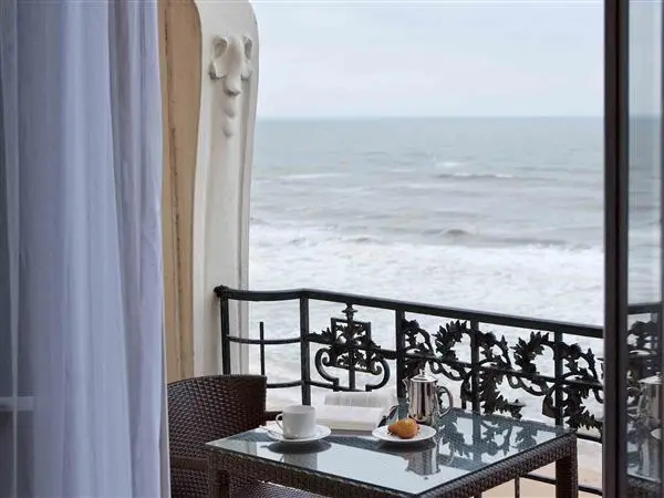 Deluxe room with balcony and with sea view