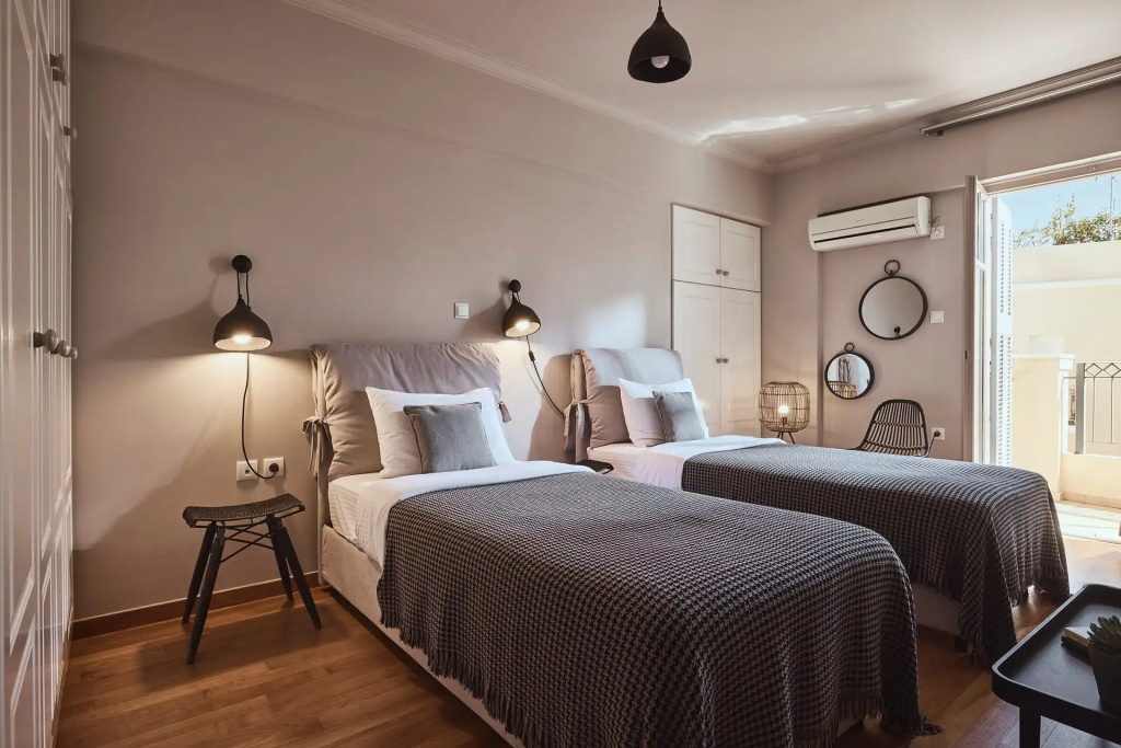 Plaka's Villa with Breathtaking Acropolis View — фото