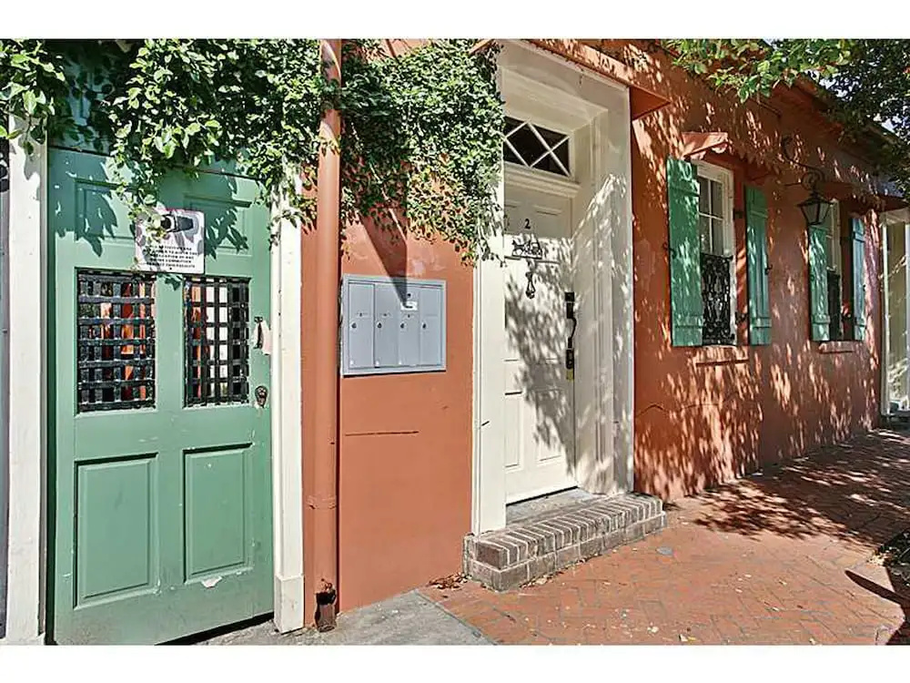 Large 1BR w Pool in Heart of FQ and Bourbon - NOLA
