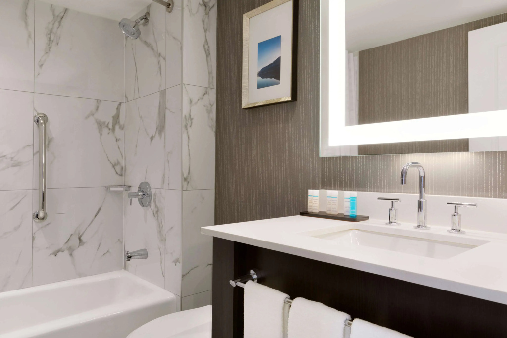 Embassy Suites by Hilton Toronto Airport - Général