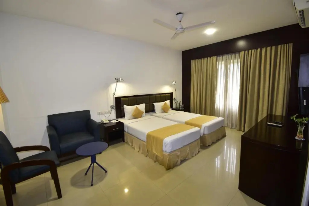 Executive Double room (full double bed)